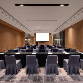 歐菲頓酒店(深圳紅花山體育館店)