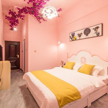 保定爱越主题酒店