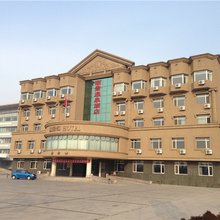 新民丽景温泉酒店