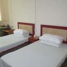于都神州行旅馆
