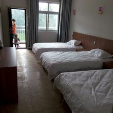 新密尖山清秀农家