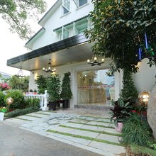 杭州山霞酒店(灵一弘店)