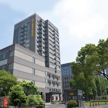 上海东方万国仲鑫酒店