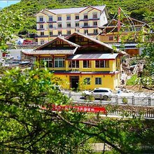 松潘鎍鉑藏式客栈