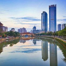 斯维登酒店(成都九眼桥牛王庙地铁站店)