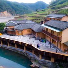 磐安山里佬黄精小院民宿