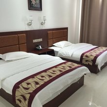 澜沧天隆商务酒店(上允镇店)