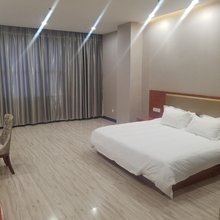 潜江霄宇酒店