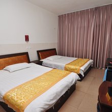 玉溪东风宾馆(聂耳公园店)