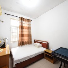 长沙一流家庭公寓(长沙民政职业学院店)