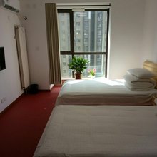 郑州悠然居青旅(郑东万象城高铁东站店)