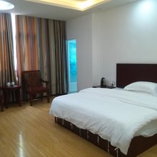 巴东美食捷商务酒店