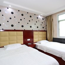 长沙港逸商务客房(万家丽广场地铁站杨帆夜市店)