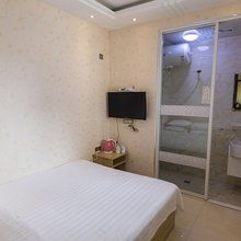 嘉荫闯关东宾馆