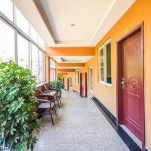 乐山景琦商务酒店(乐山大佛张公桥美食街店)