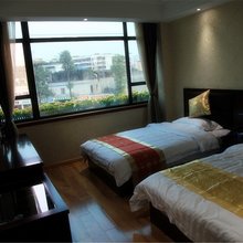 万鑫博世酒店(万年路地铁站万象城店)