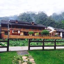 龙泉馨园民宿