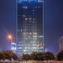 柳州天龙湾璞悦酒店(窑埠古镇万象城店)