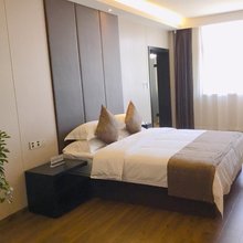 启东C&J精品酒店