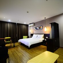 上海逸家商务酒店(龙华医院店)
