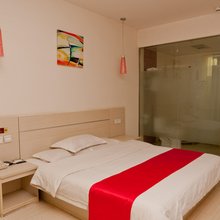 沃德阿拉丁酒店(冠县汽车站火车站店)