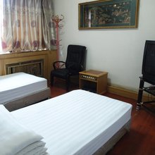 乌鲁木齐新缘宾馆(祥平大厦公交车站店)