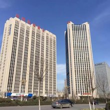 全城热恋轻奢酒店(新乡宝龙广场店)