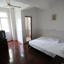 资兴聚福招待所
