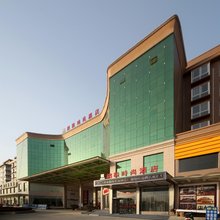 铭骏时尚酒店(商丘中原车城店)