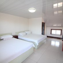 蓬莱红房子渔家公寓
