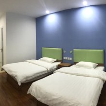 莱往酒店(廊坊高铁站万达广场店)