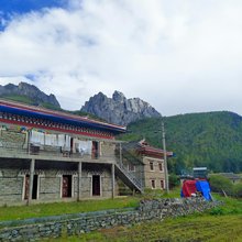 九龙宜佳人客栈
