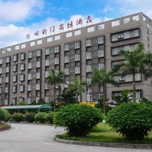 威斯汀商务酒店(钦州市第五中学国税局店)