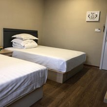 福州嘉瑞商务宾馆(三坊七巷南门兜地铁站店)