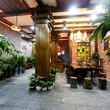张家界巴人居客栈(武陵源标志门店)