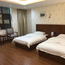 宜良银致酒店