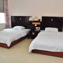 广州和平宾馆(狮山公园店)