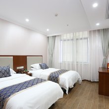 长沙宝运楼酒店(德思勤城市广场汽车南站店)