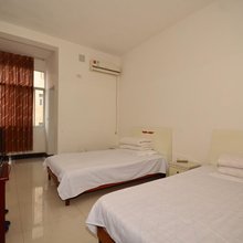 潜江军兰旅社