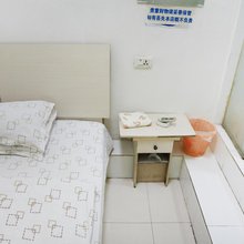 温鑫住宿(武汉菱角湖地铁站店)