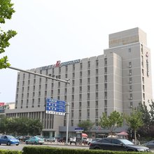 锦江之星(天津西站洪湖里地铁站店)