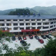 霍山钓鱼台度假农庄