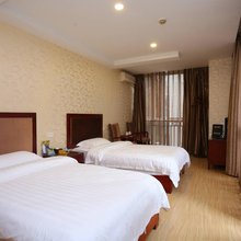 重庆鼎雅商务宾馆(华熙LIVE·鱼洞店)