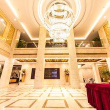 建瓯东融美食城大酒店