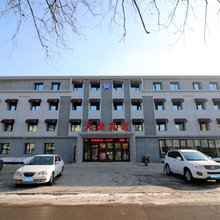 营口天瑞宾馆(锦联广场大润发店)