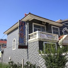 红石湾假日民宿(日照任家台赶海园店)