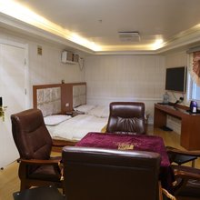 皋兰江东宾馆