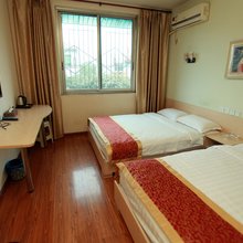 成都佳荣旅馆(三河场地铁站店)