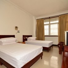 潜江章飞旅馆