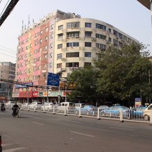 南昌翰林宾馆(八一馆地铁站店)